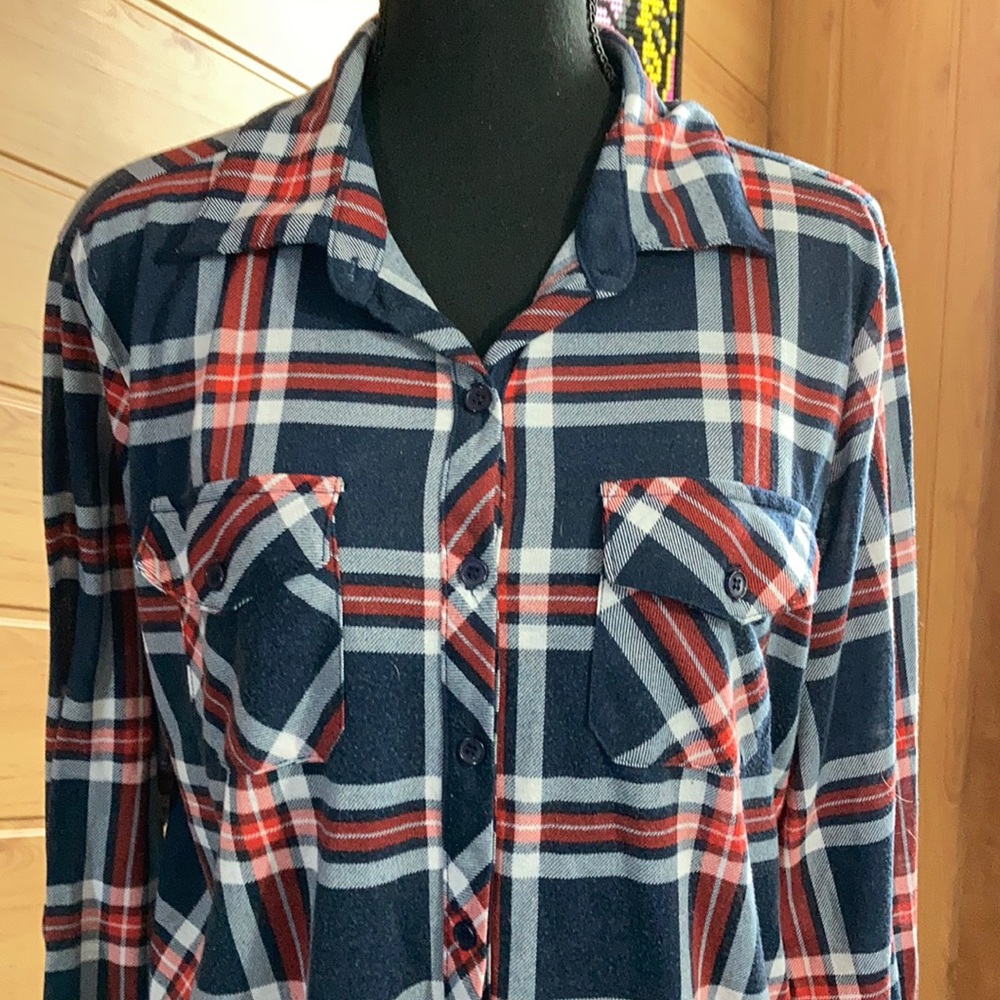 Plaid button down shirt - Picture 5 of 10